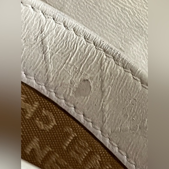 CHANEL Camélia wallet vintage - Picture 8 of 15